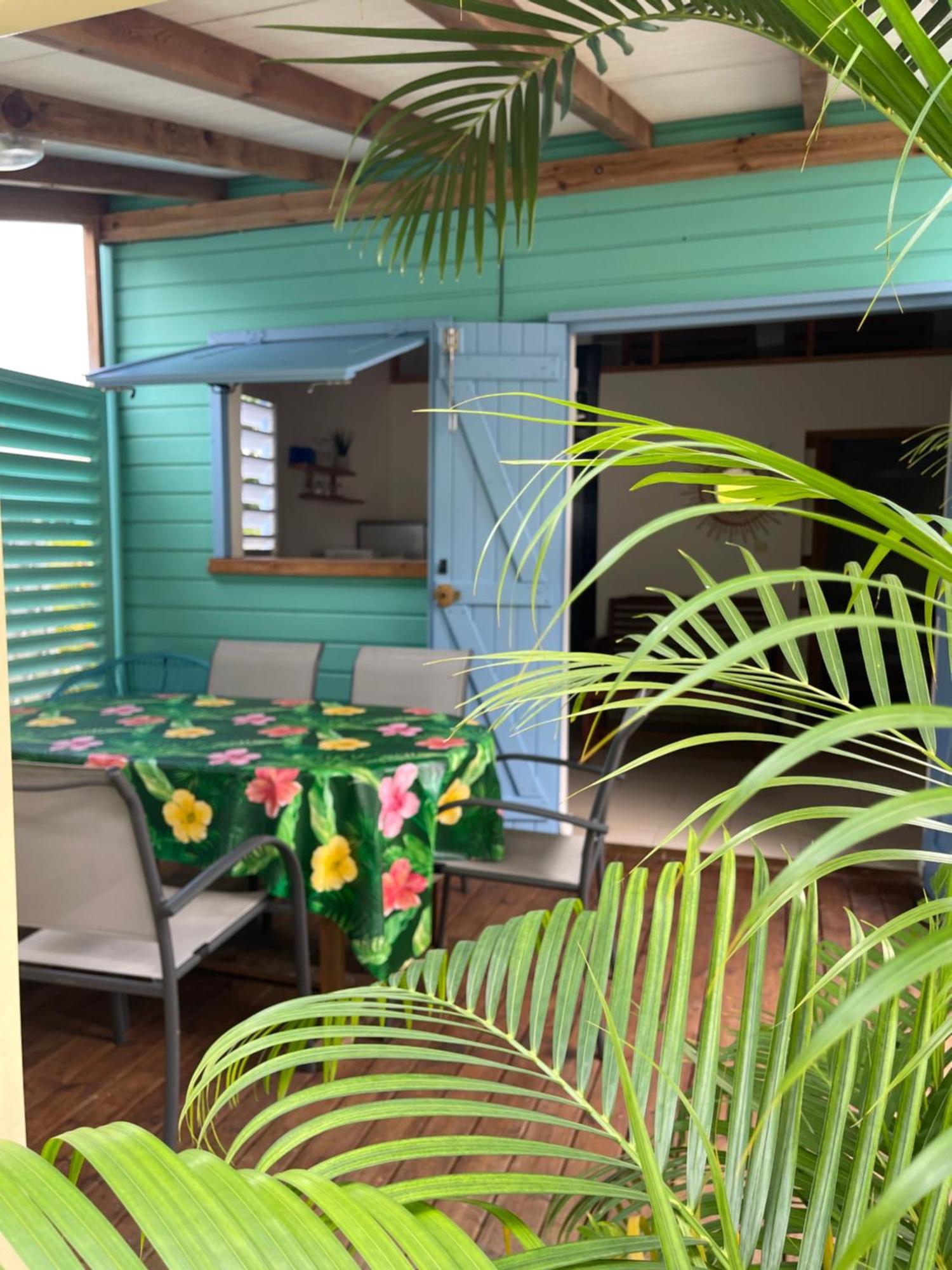 Bungalows Malueva 1 Chambre Et 1 Mezzanine A 5Min De La Plage De La Caravelle Sainte-Anne  Bagian luar foto